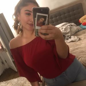 Meet your Posher, Sara